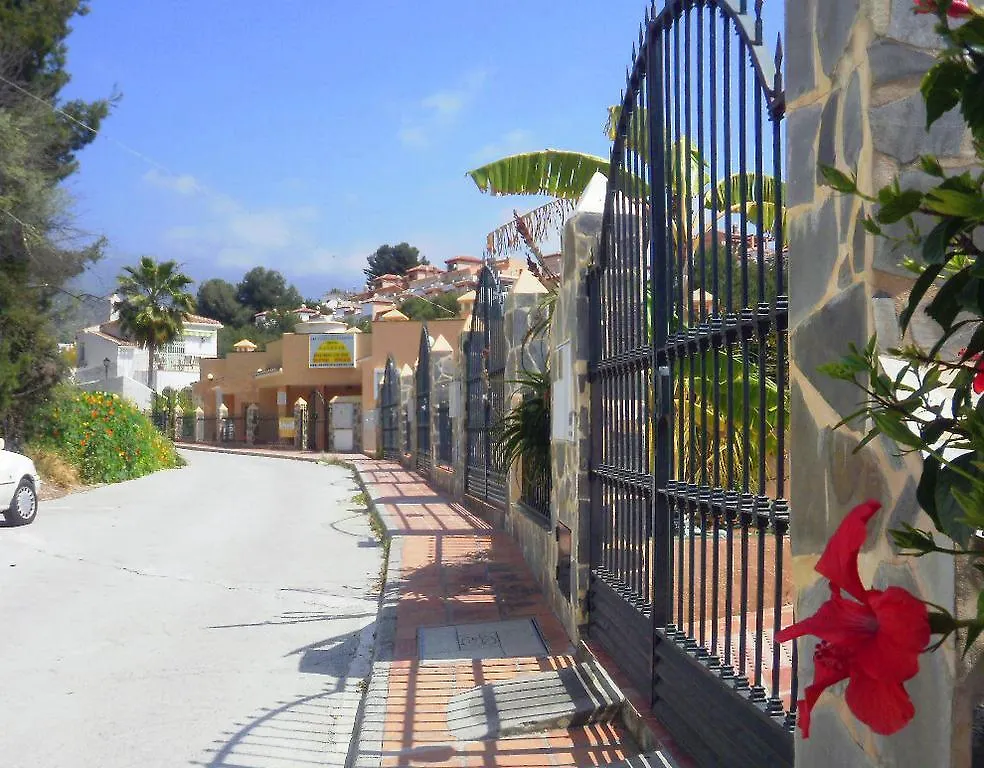 Apartamentos Las Flores De Burriana Nerja 0*,  Spain